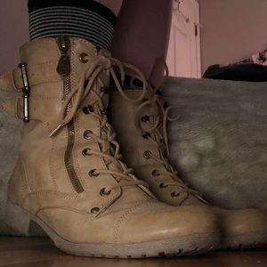 Guess Tan Combat Boots with Zipper